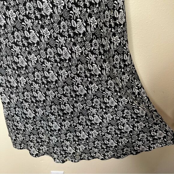 Ann Taylor Loft Black White Floral Keyhole Front Sleeveless Y2K Shift Dress 8 - Picture 6 of 14
